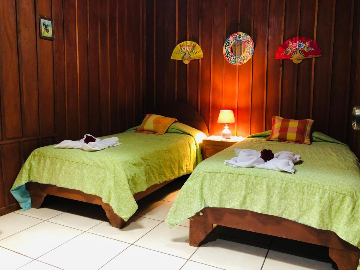 Bed and Breakfast Cabinas Lupita La Fortuna Екстер'єр фото